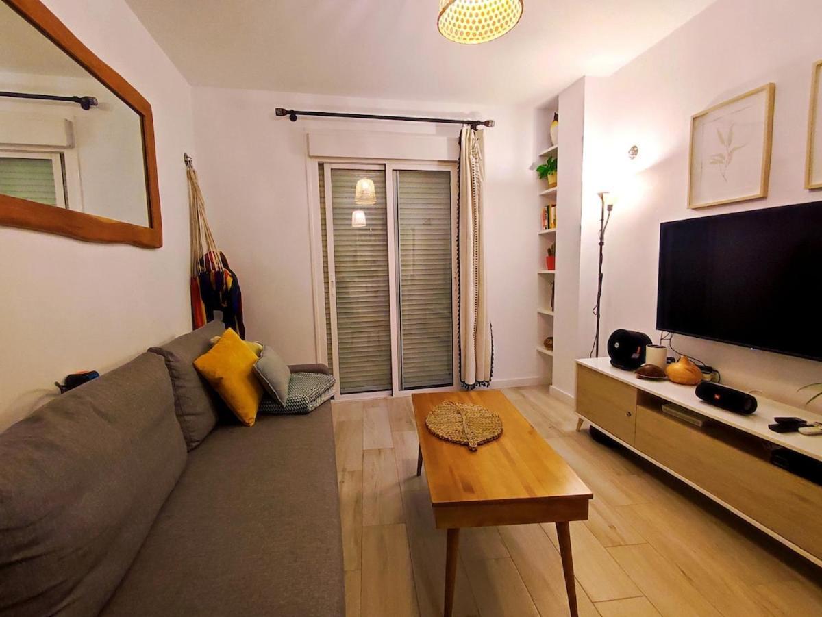 Bright Apartment In Malaga Exterior photo
